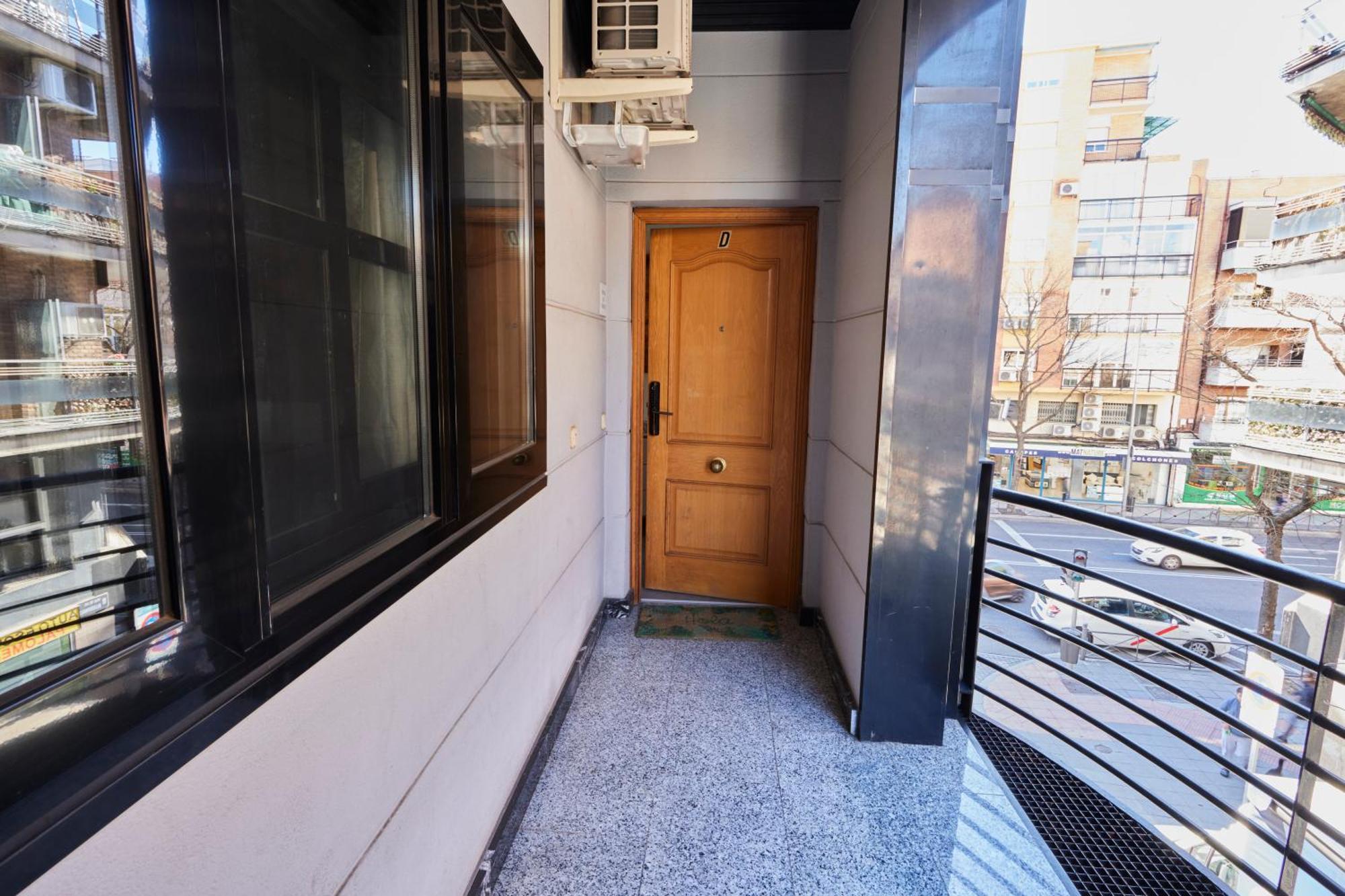Alojamiento Santa Rosa Madrid Exterior photo