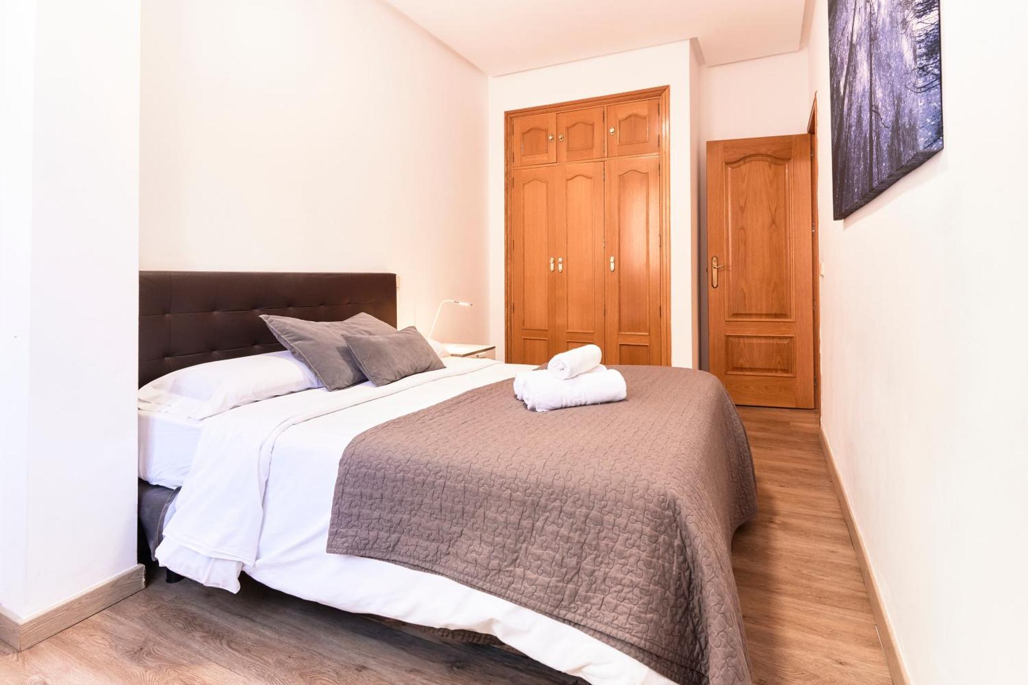 Alojamiento Santa Rosa Madrid Exterior photo
